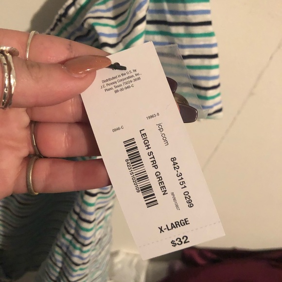 Top - Picture 4 of 5